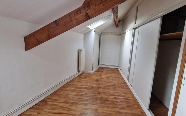 Appartement à louer    3 pièces • 83 m2 Triel-sur-Seine