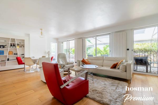 Coup de coeur - Maison partagée 6 pièces de 220m² carrez - 326m2 au total - terrasses, jardin, dépendance, parkings, sauna - Quai du Barrage, Joinville-le-Pont