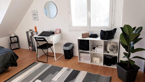 Maison
         9 pièces
        - 155 m² Exclusivité 390 000 € *