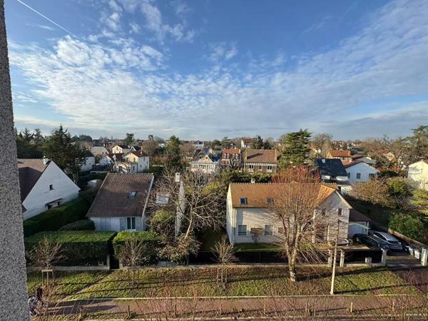 Appartement Maisons-Laffitte - 3 pièce(s) 56 m2 263 750 € **  - Référence  4601