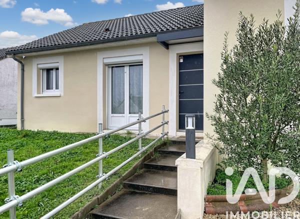 Maison à vendre 5 pièces 108 m² Dangé-Saint-Romain