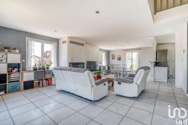 Maison à vendre 5 pièces 136 m² Jouy-sur-Morin