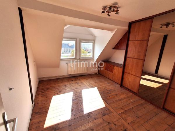 Duplex 119m² Carrez-142m² au sol dernier étage cave garage