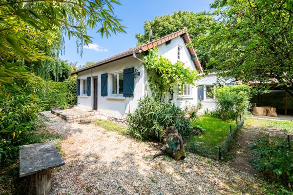 Chilly-Mazarin (91380) Maison avec studio et combles aménagées – Fort potentiel de valorisation