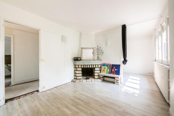 Chilly-Mazarin (91380) Maison avec studio et combles aménagées – Fort potentiel de valorisation