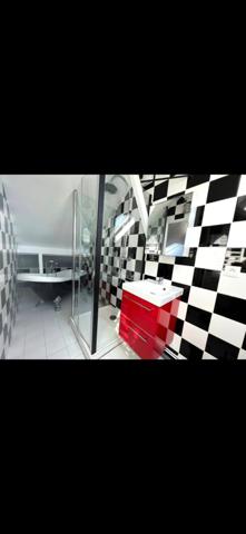 MAISON/ VILLA 7 pièces avec 1 APPARTEMENT INDEPENDANT