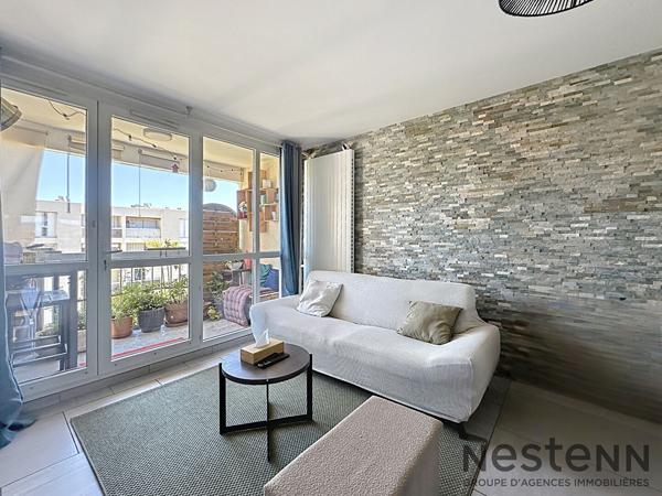 Appartement rénové T4 dernier étage avec loggia balcon et cave Gardanne