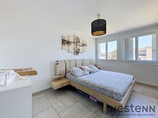 Appartement rénové T4 dernier étage avec loggia balcon et cave Gardanne