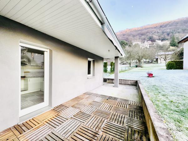 Maison BBC T5 de plain-pied 102 m²- Terrasse et garage - BEURE