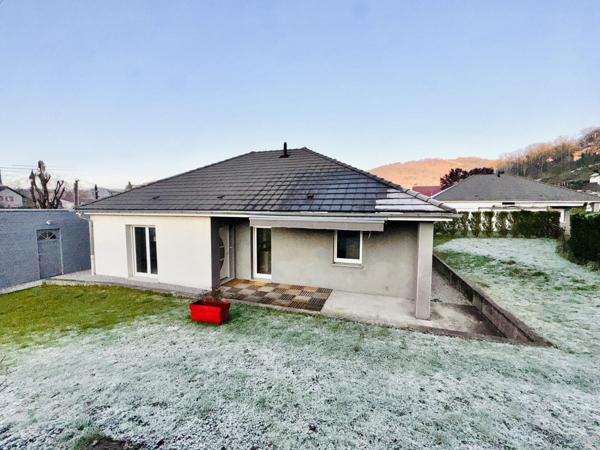 Maison BBC T5 de plain-pied 102 m²- Terrasse et garage - BEURE