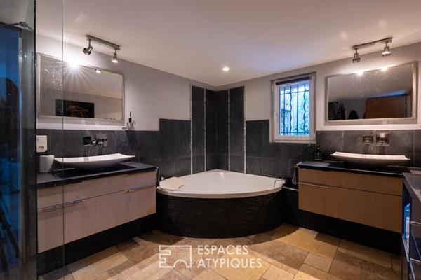 Villa contemporaine au cœur d’un écrin de verdure et de sérénité