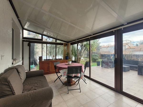 Proche La Rochelle - Maison familiale avec jardin, piscine et véranda