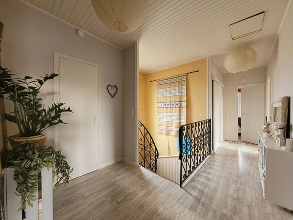 Proche La Rochelle - Maison familiale avec jardin, piscine et véranda