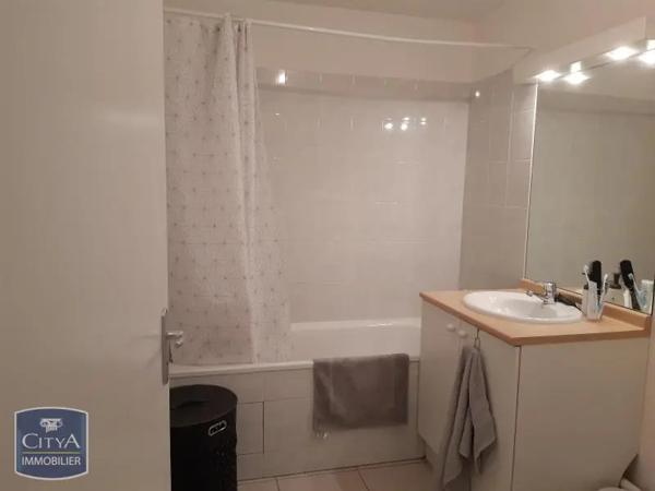 Appartement à louer 1 pièce 29.23m² Angoulême (16000)