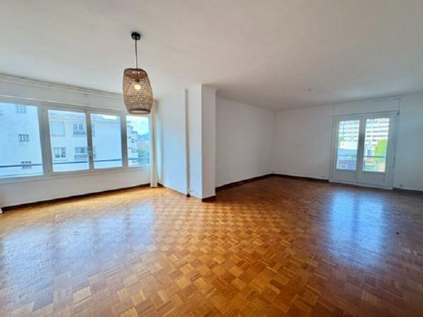 Marseille 8ème - 4 pièce(s) - 113.4 m²  Mermoz loggia balcon box