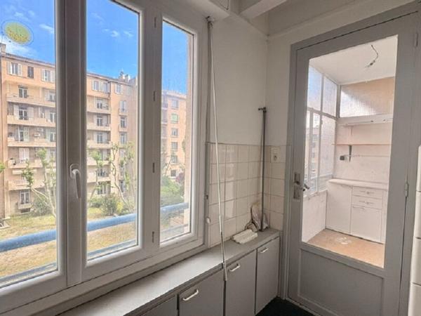 Marseille 8ème - 4 pièce(s) - 113.4 m²  Mermoz loggia balcon box