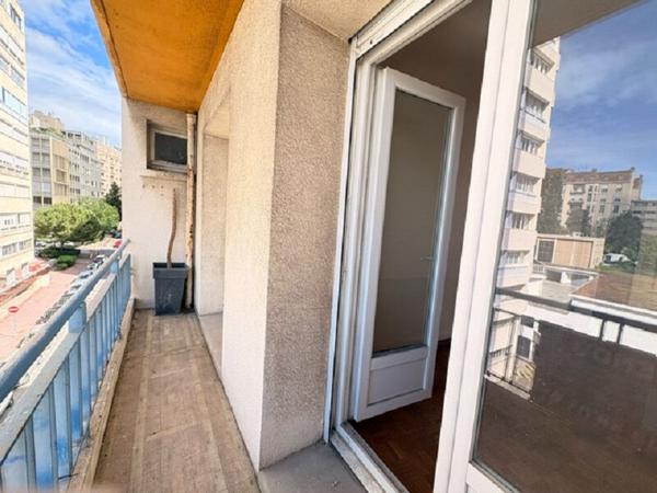 Marseille 8ème - 4 pièce(s) - 113.4 m²  Mermoz loggia balcon box