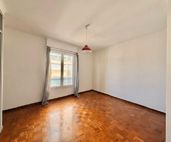Marseille 8ème - 4 pièce(s) - 113.4 m²  Mermoz loggia balcon box
