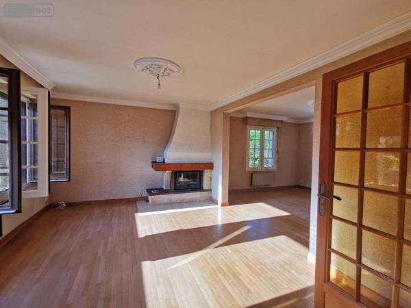 Maison à vendre à Tréguier dans les Côtes-d'Armor (22220), ref : 22102-1994