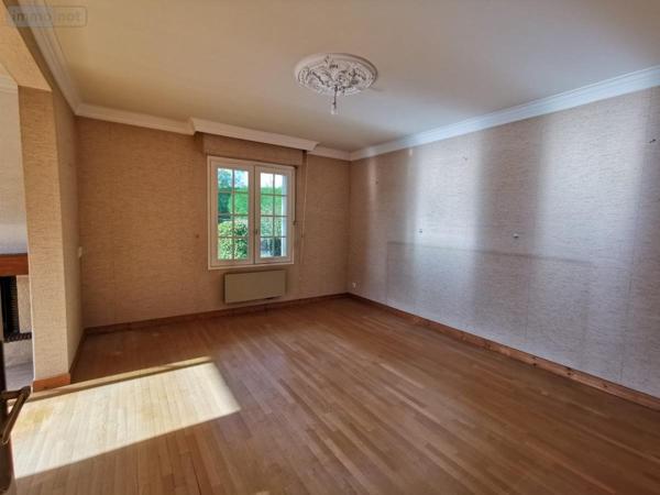 Maison à vendre à Tréguier dans les Côtes-d'Armor (22220), ref : 22102-1994