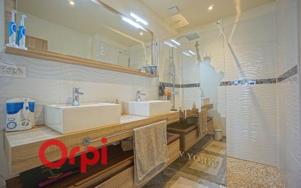 Maison à vendre    4 pièces •  Bernay