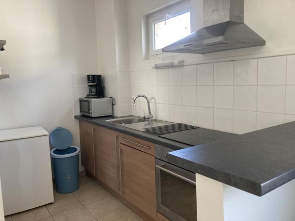 LAGNIEU - STUDIO MEUBLE de 35 m² au 1er étage Lagnieu (01150)