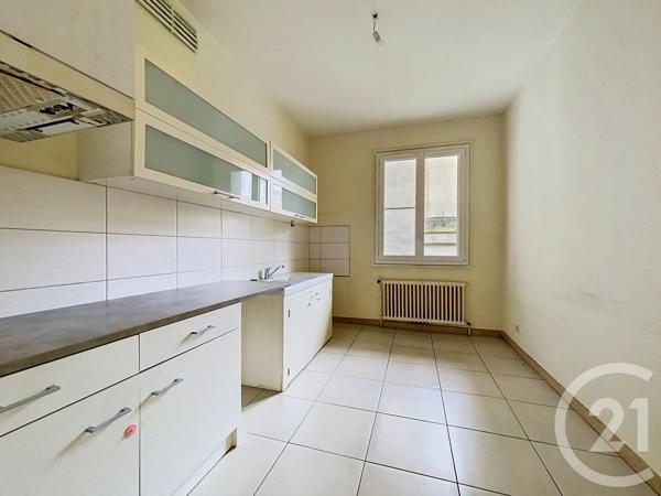 Appartement F3 Bis à vendre  4 pièces - 108 m 2   LE PUY EN VELAY  - 43