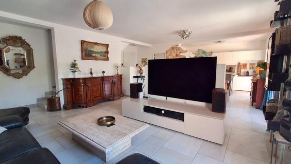 Ensuès-la-Redonne (13820) Villa Type 6 plein sud avec Piscine et Garage