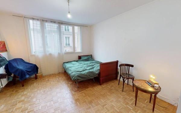 Appartement à vendre    1 pièce • 30,67 m2 Asnières-sur-Seine