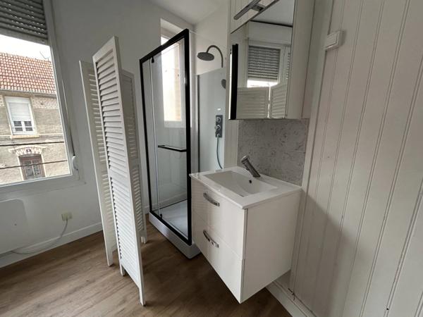 Location Maison 2 pièces à Saint-Quentin