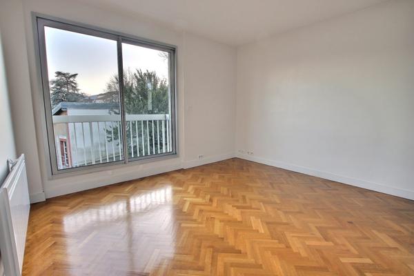 Grand appartement familial  - Proche Cours Sablon
