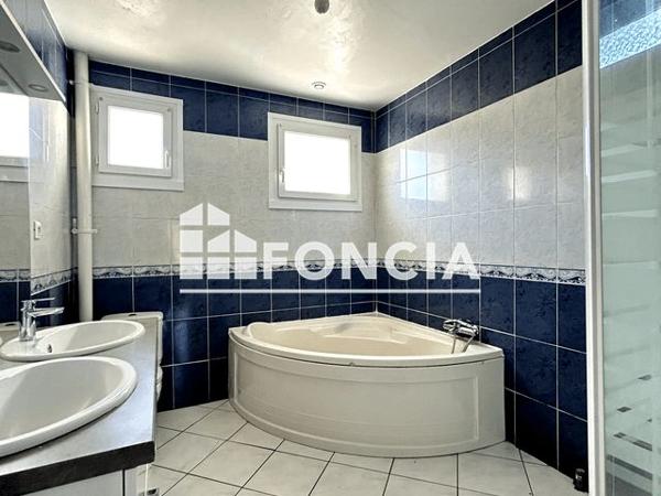 À vendre Maison 5 pièces 97.5 m² - Villeneuve-sur-lot 47300