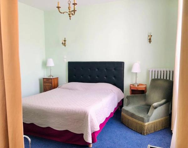 À Vendre – Hôtel** Restaurant – Bourbon-l’Archambault (03160)