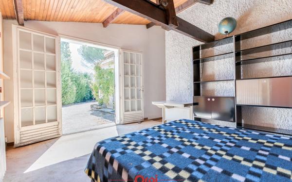 Maison à vendre    6 pièces •  Aubagne