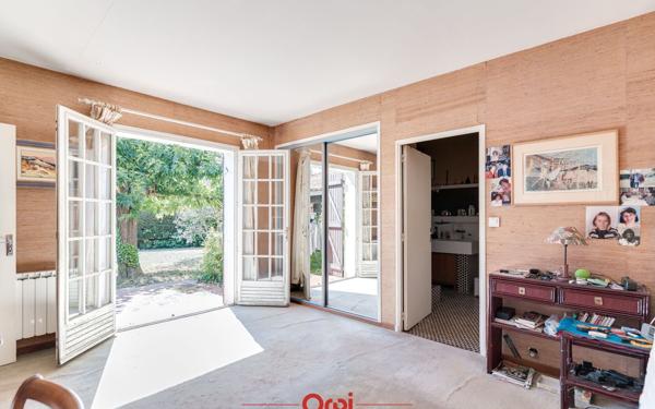Maison à vendre    6 pièces •  Aubagne
