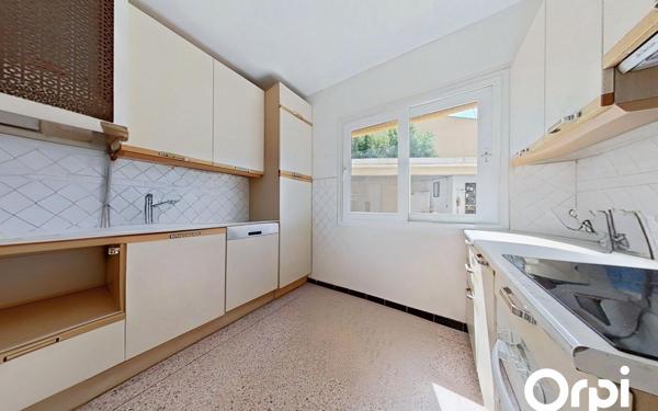 Maison à vendre    8 pièces •  Cavalaire-sur-Mer