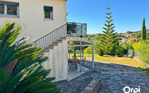 Maison à vendre    8 pièces •  Cavalaire-sur-Mer