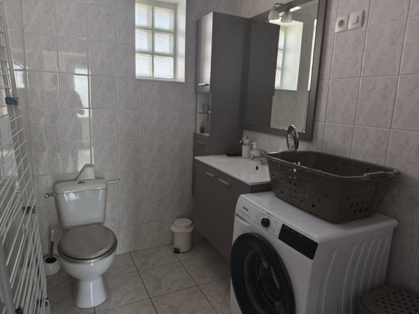 Maison Thaire 3 pièce(s)