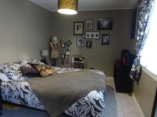 Maison Thaire 3 pièce(s)