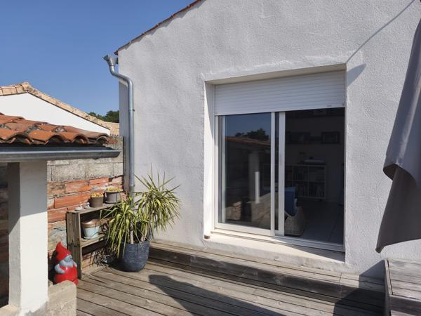 Maison Thaire 3 pièce(s)