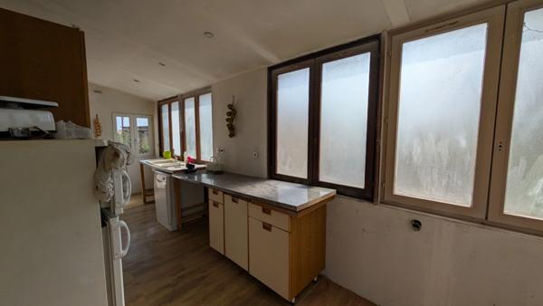 Maison à vendre 4 pièces PACY SUR ARMANCON (89)