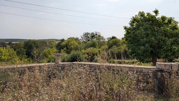 Maison à vendre 4 pièces PACY SUR ARMANCON (89)