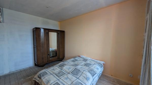 Maison à vendre 4 pièces PACY SUR ARMANCON (89)