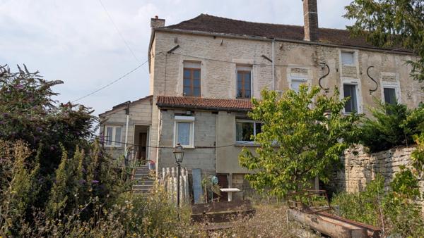 Maison à vendre 4 pièces PACY SUR ARMANCON (89)