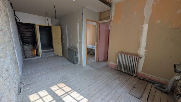 Maison à vendre 4 pièces PACY SUR ARMANCON (89)