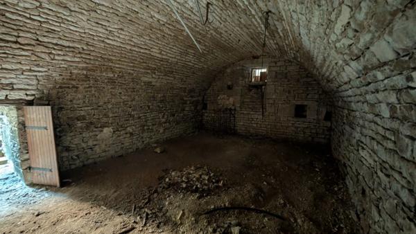 Maison à vendre 4 pièces PACY SUR ARMANCON (89)