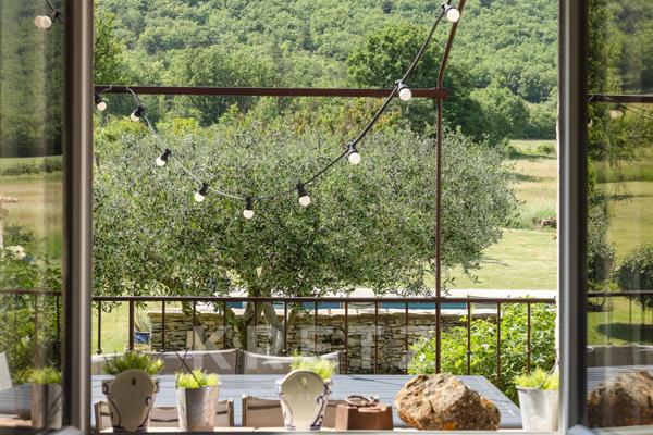 BANON- Propriété au cœur de la Provence – Vue dégagée et environnement préservé