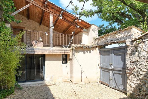 BANON- Propriété au cœur de la Provence – Vue dégagée et environnement préservé