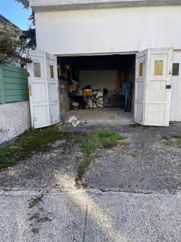 Garage + Parking à Chilvert