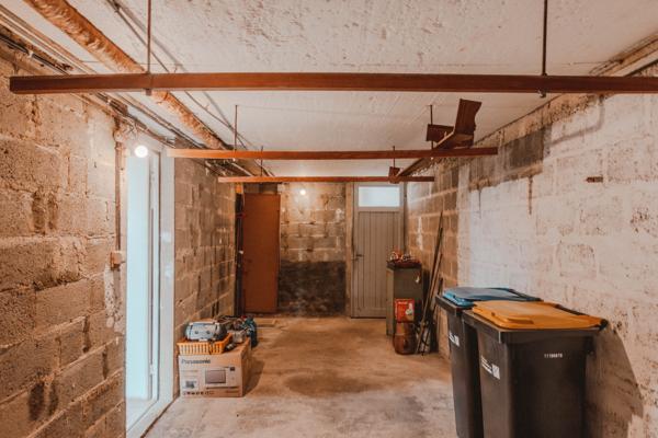Maison
         7 pièces
        - 98 m² 299 000 € *